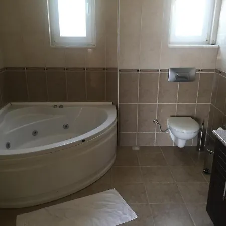 Villa Royal *